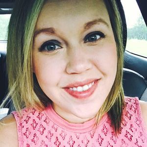 Meet your Posher, Chelsie