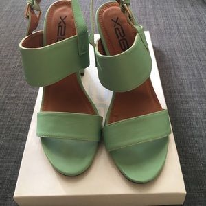 Mint (Color) 4 in. high heels!