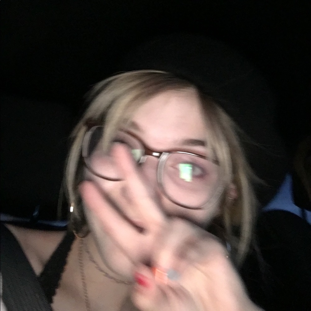 Meet your Posher, Beth