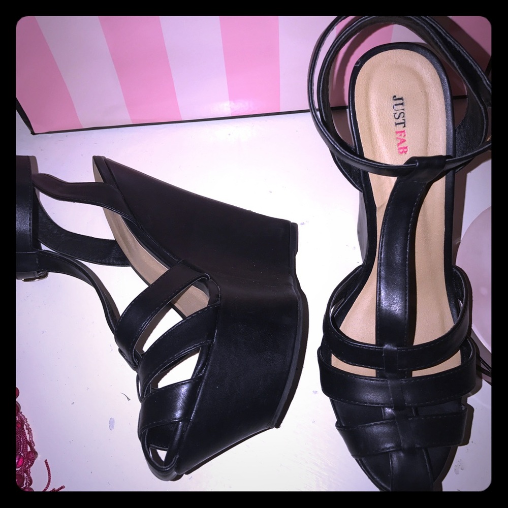 JustFab ski-hi gladiator wedge