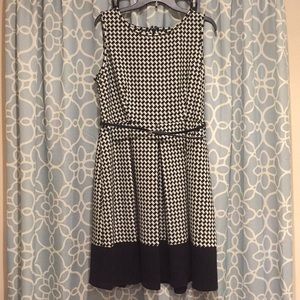 🐼Calvin Klein Houndstooth Fit & Flare🐼
