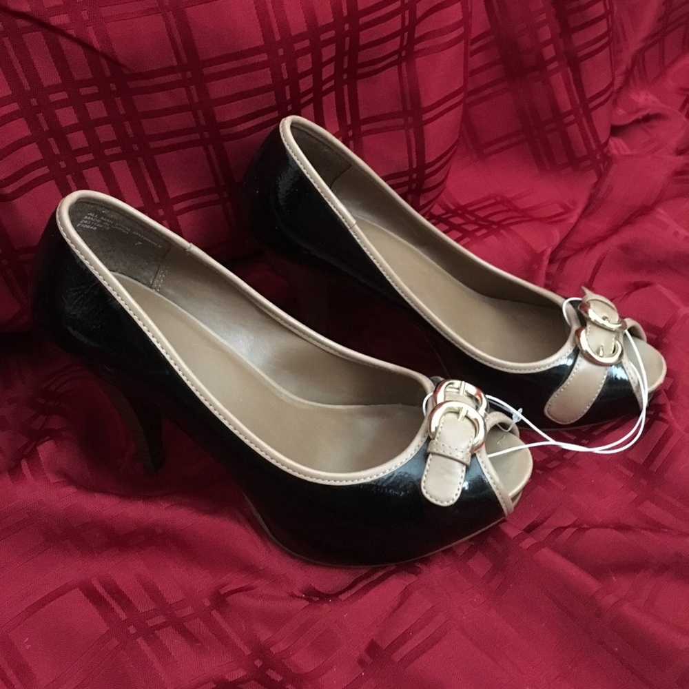 4 1/2" Mossimo Heels