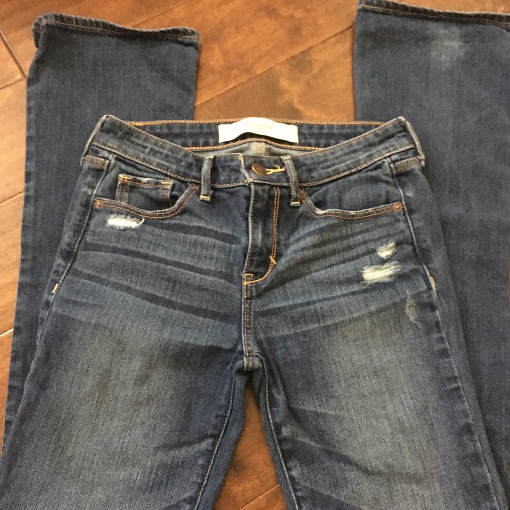 Abercrombie & Fitch dark wash jeans