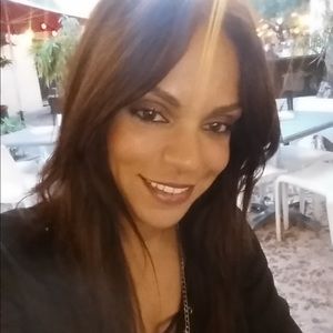 Meet your Posher, Agnes