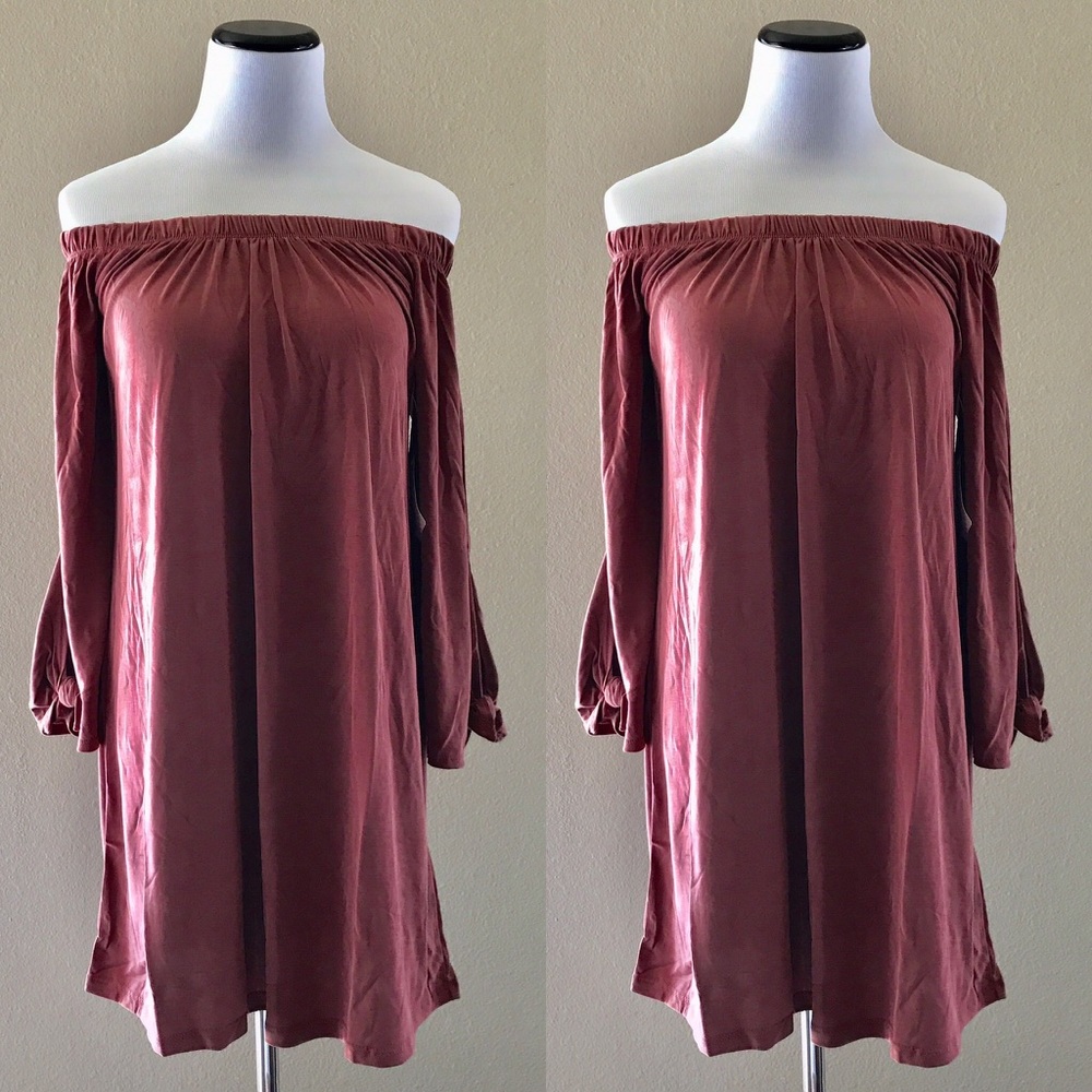 ✨HP!!!✨Off-the-Shoulder Bell-Sleeve Dress - Picture 2 of 2