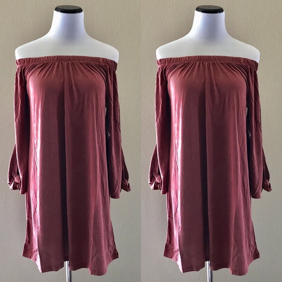 ✨HP!!!✨Off-the-Shoulder Bell-Sleeve Dress - Picture 2 of 2