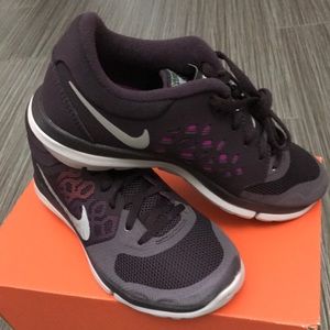 Size 5 - Nike Flex 2015 RN Flash - Purple