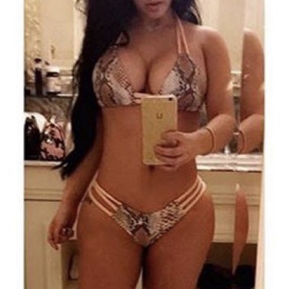 Snake print, cheeky bikini - Picture 2 of 2