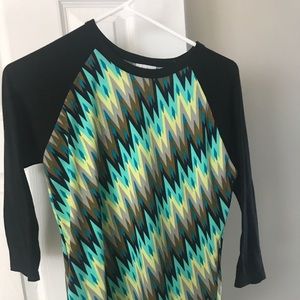 Lularoe Randy Tee