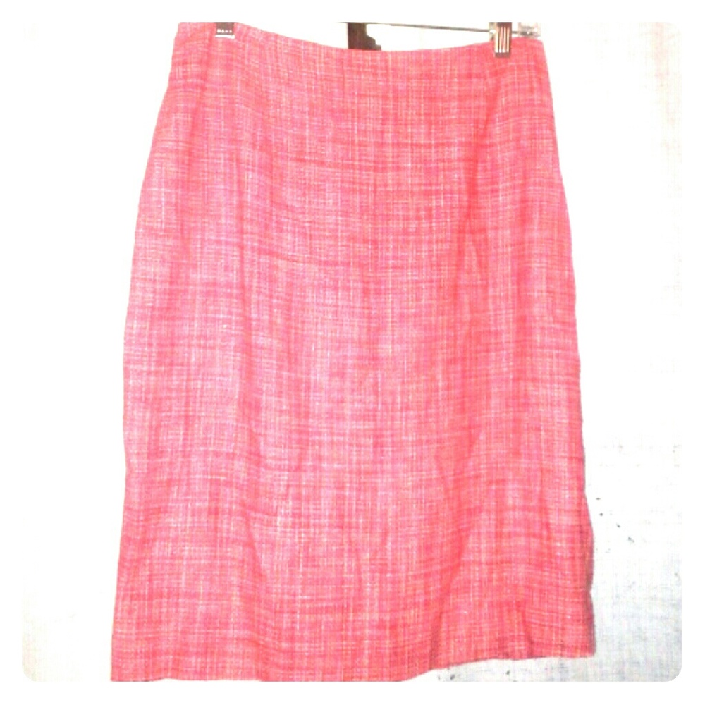 PINK N WHITE TWEED SKIRT