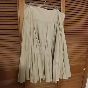 Tan A-line cotton skirt with POCKETS