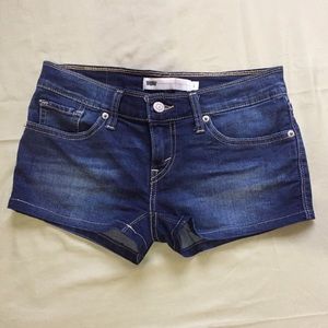 Levi's juniors shorts