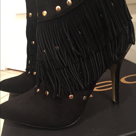 Sale🌹🌹Bebe ankle fringe boots gold trim. - Picture 2 of 6