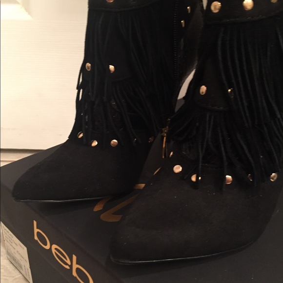 Sale🌹🌹Bebe ankle fringe boots gold trim. - Picture 5 of 6