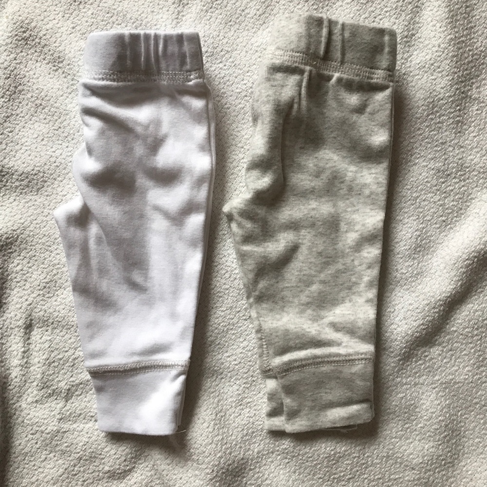 Carter's NB pant set - gender neutral