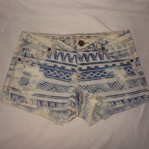 Forever 21 tribal shorts