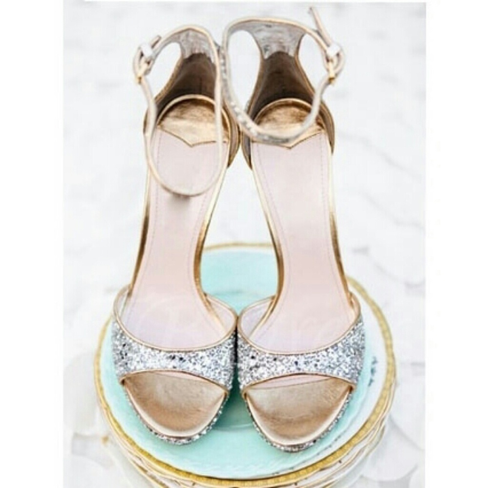 Stilettos - Picture 2 of 2