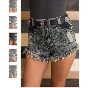 NWT NanaMacs high waisted fringe jean shorts 💕