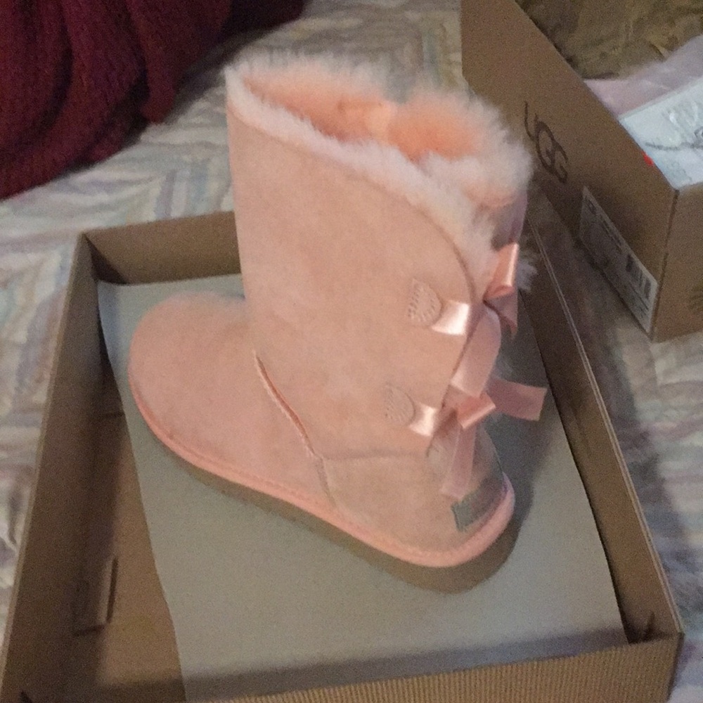 Brand new Uggs!Baby pink sz7