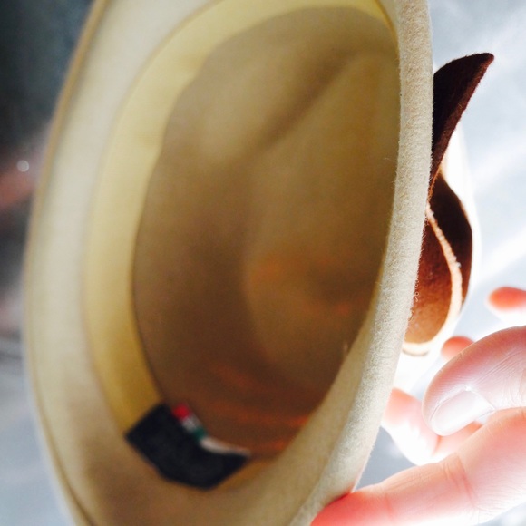 Made in Italy Women\'s Fedora Hat with Bow