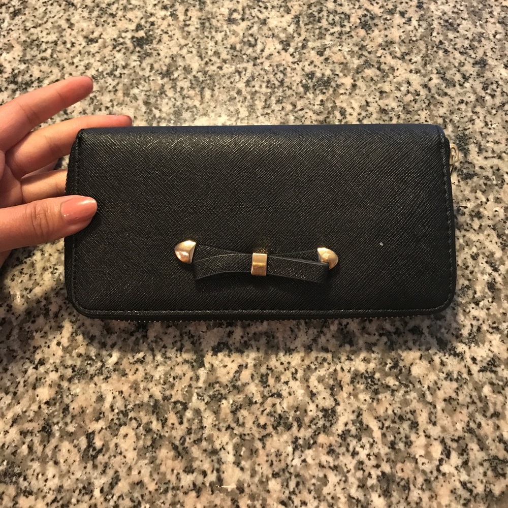 Black wallet