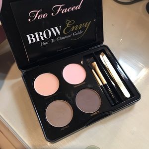 Too Faced Brow Envy Palette