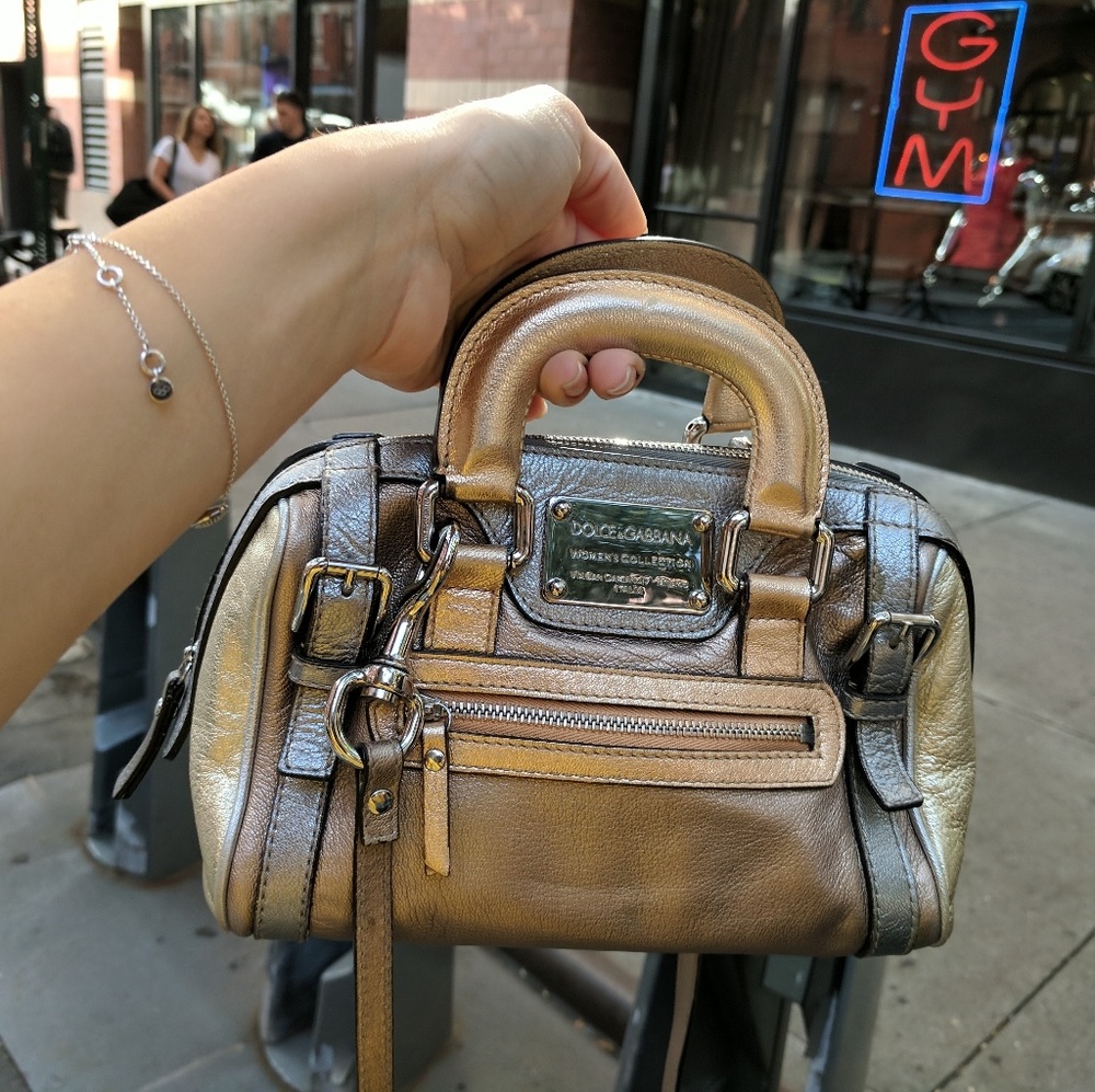 💕 Dolce & Gabbana 💕 Crossbody Metallic Purse