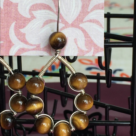 🎁SALE🎁Handmade Tiger's Eye earrings 🦋 - Picture 2 of 2