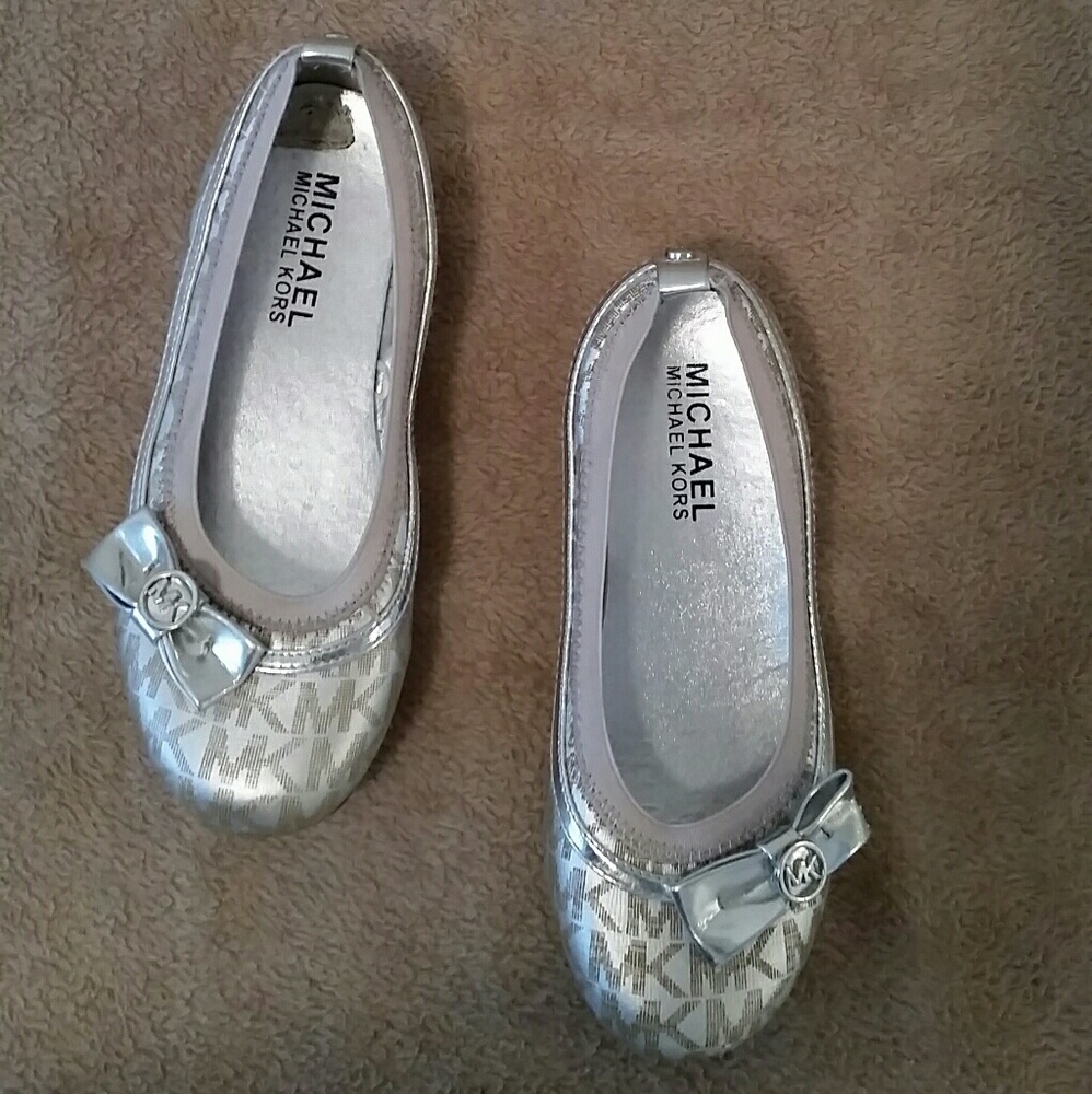 MICHAEL KORS GIRLS SHOES