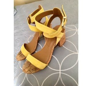 Yellow, brown chunky heel