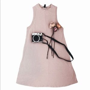 Pink ribbed dress