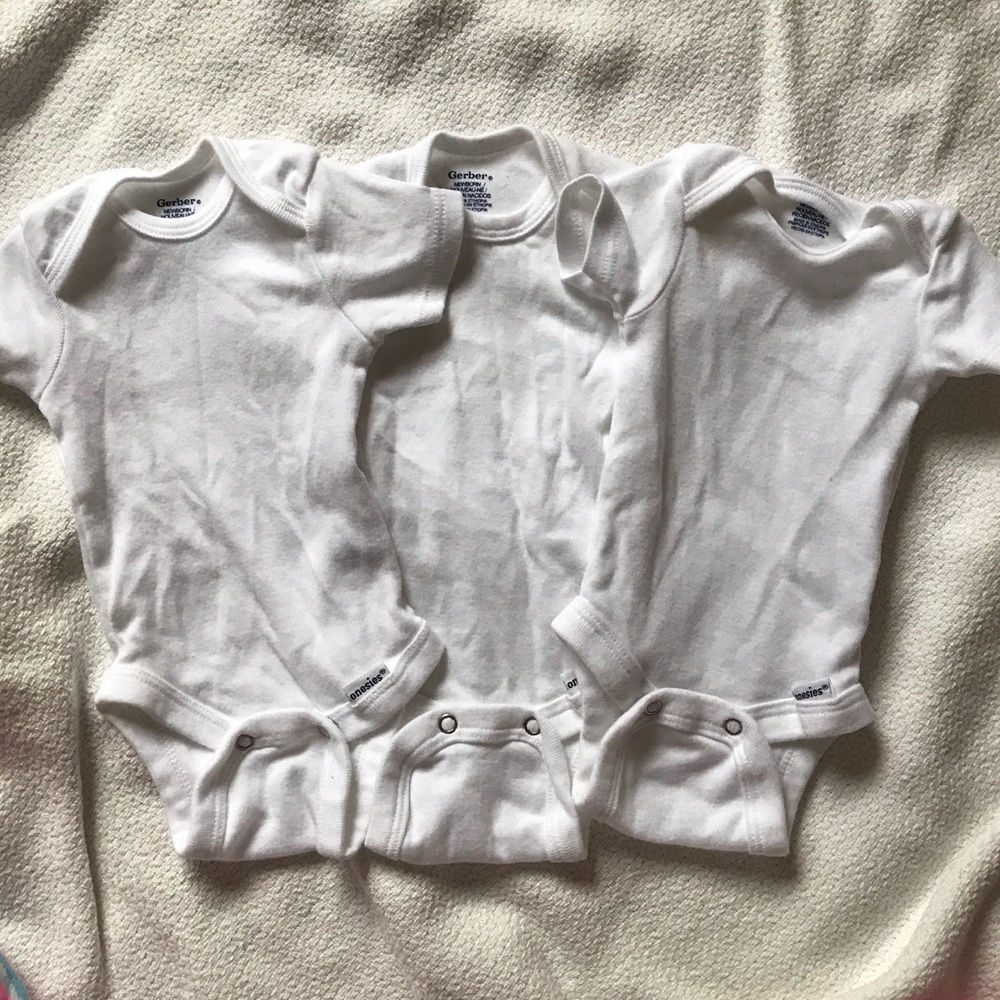 Gerber onesie set
