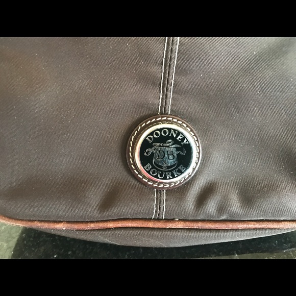 Dooney and Bourke purse - Picture 3 of 4