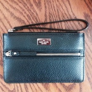 Authentic Kate Spade Wristlet NWOT