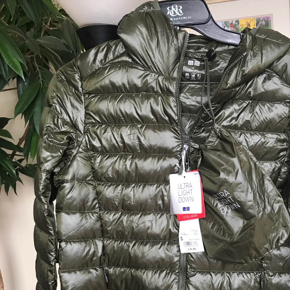 Uniqlo ultra light down jacket Army Green Sz S