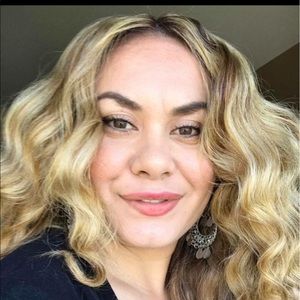 Meet your Posher, Dulce