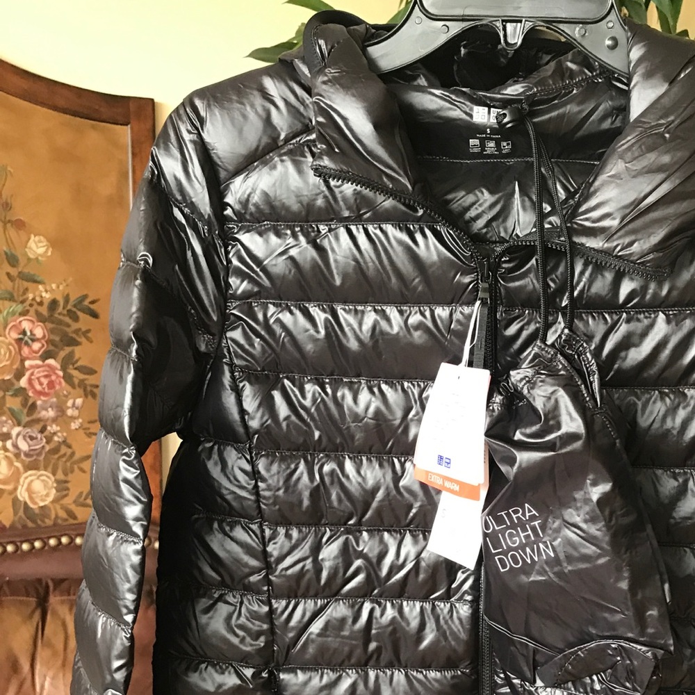Uniqlo ultra light down jacket w/pouch Black Sz S