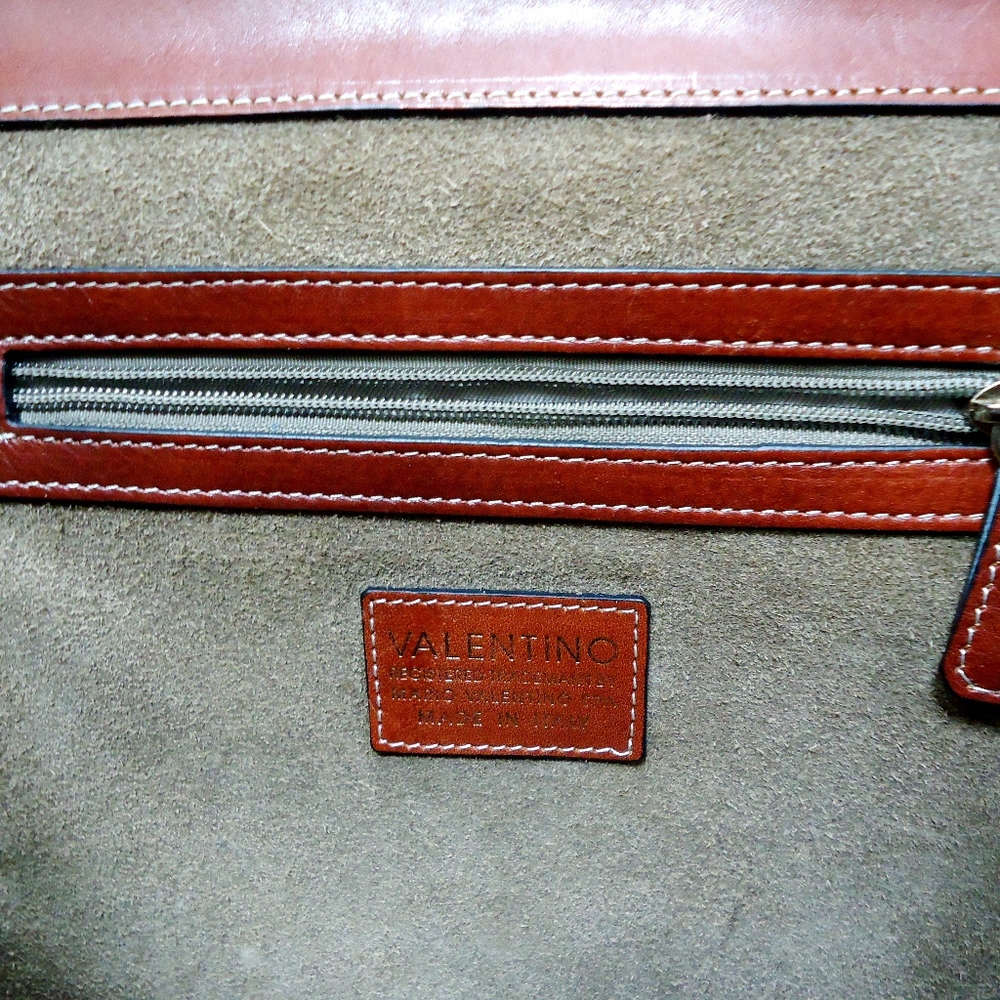 Merio Valentino Handbag - Picture 8 of 8