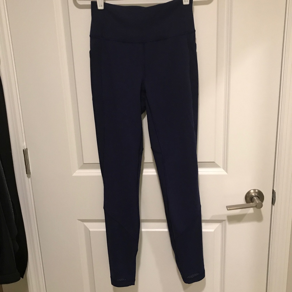 Lululemon mesh yoga pants