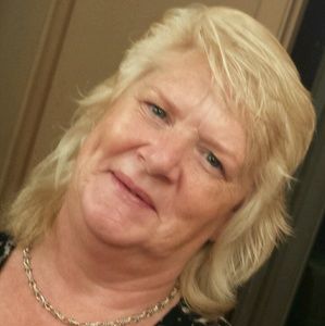 Meet your Posher, Deirdre