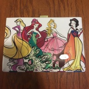 Disney princesses clutch