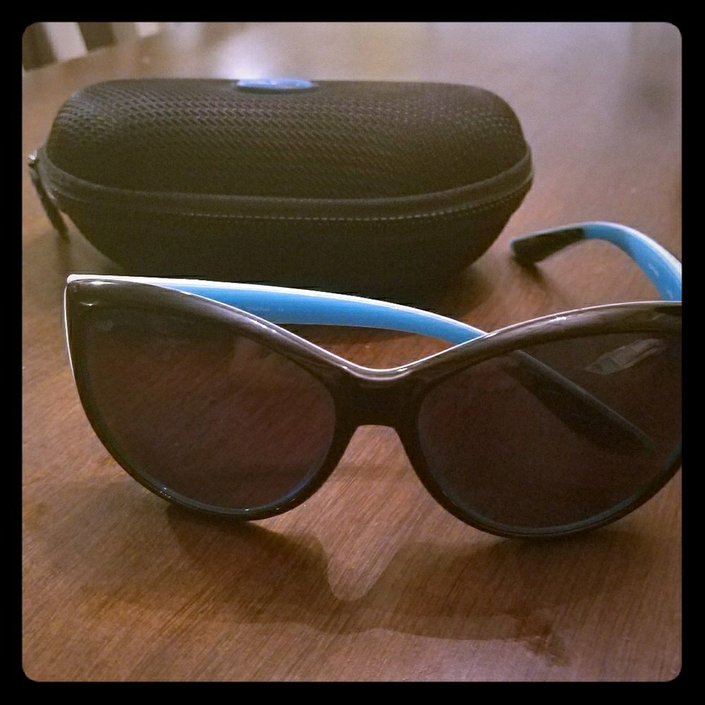 Women's Costa La Mar sunglasses