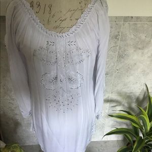 Handbeaded Kristie Lee NWT Slit-Sleeved Blouse🌸