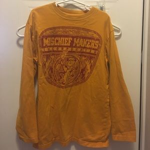 Boys children's place long sleeve tee!