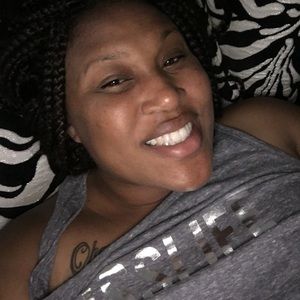 Meet your Posher, Shay