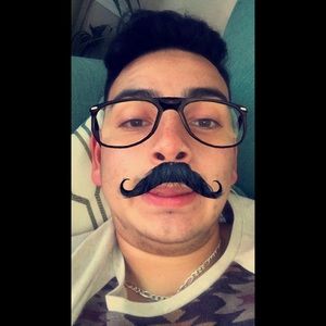 Meet your Posher, Luis