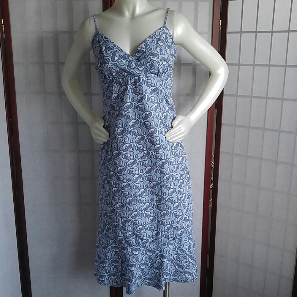 Dress - Picture 2 of 9