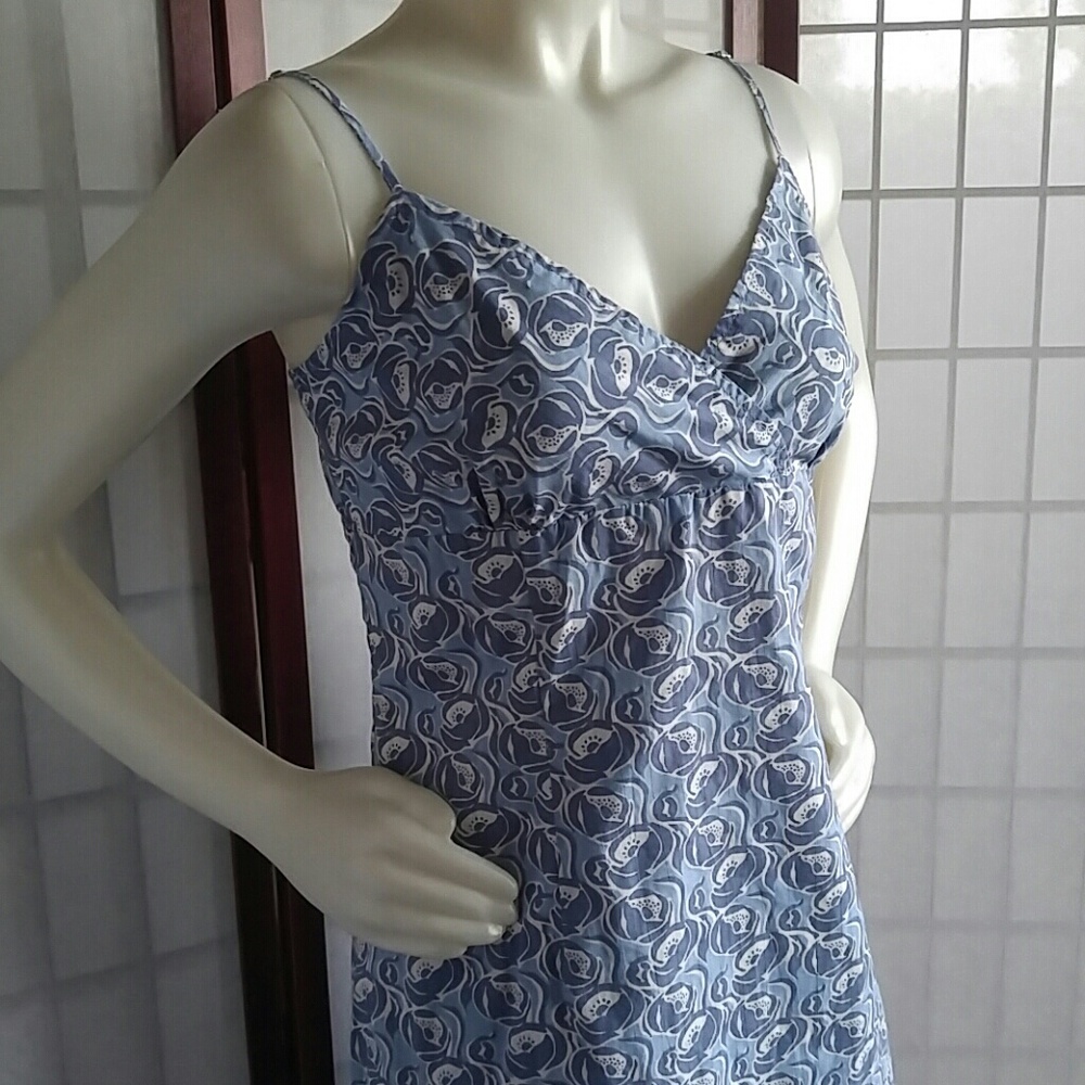 Dress - Picture 3 of 9