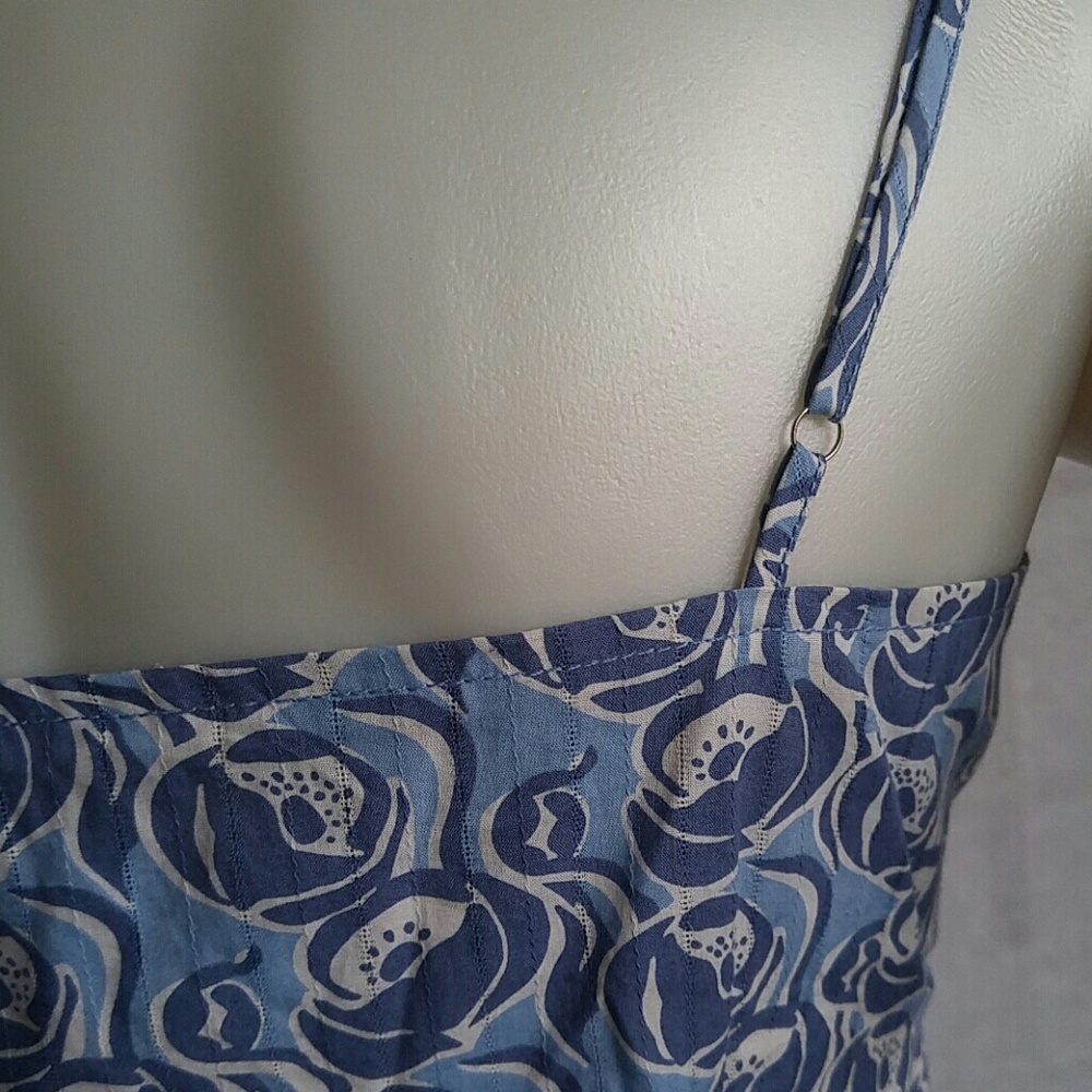 Dress - Picture 6 of 9