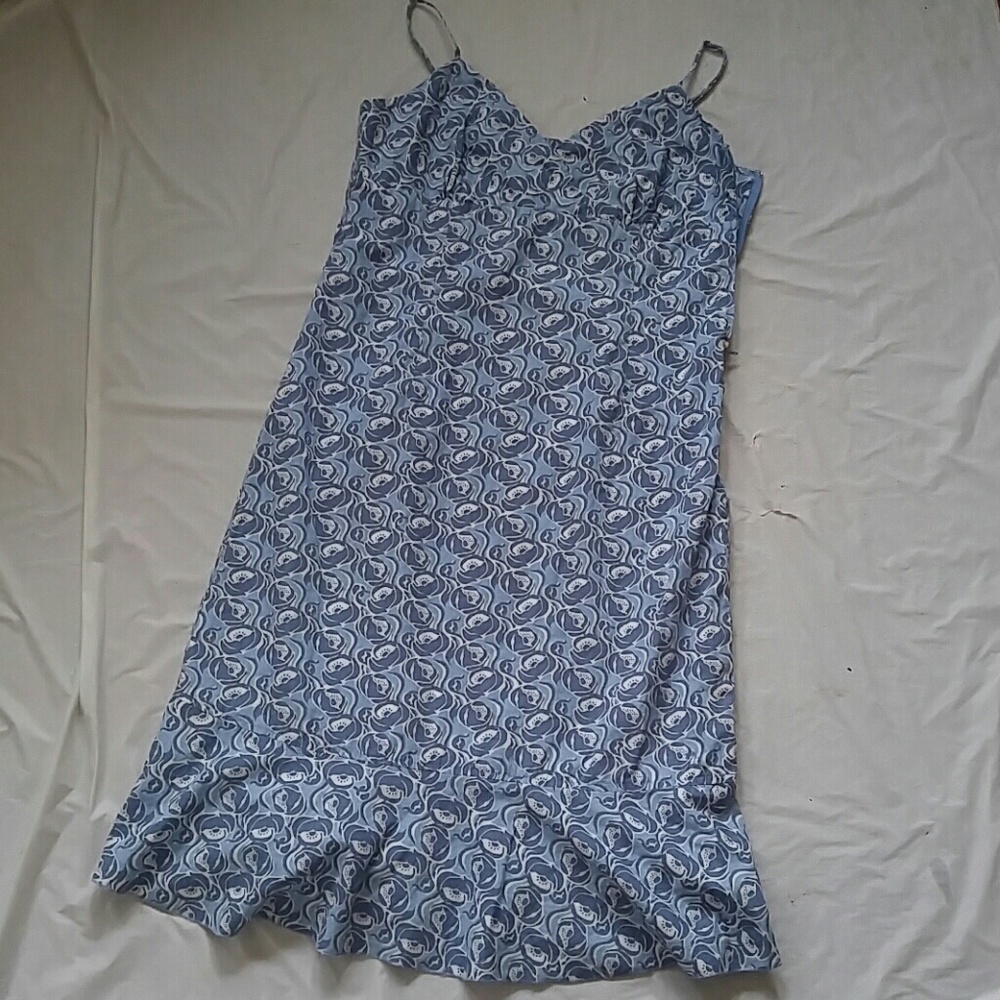 Dress - Picture 9 of 9